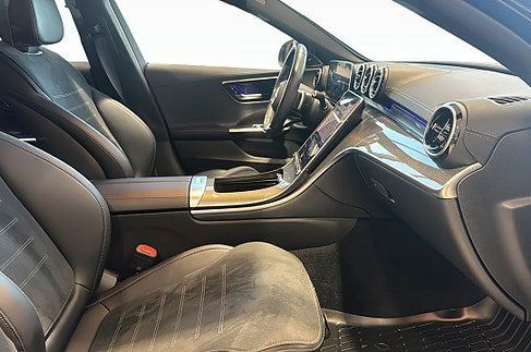 Mercedes-Benz C 300, 2024