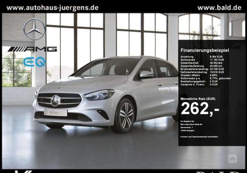 Mercedes-Benz B 180, 2022