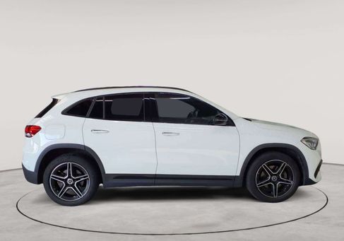 Mercedes-Benz GLA 250, 2021