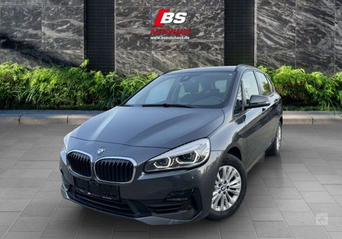 BMW 218, 2021