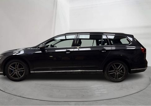 Volkswagen Passat Variant, 2020