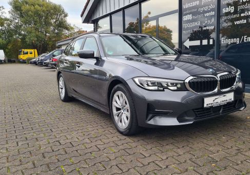 BMW 320, 2021