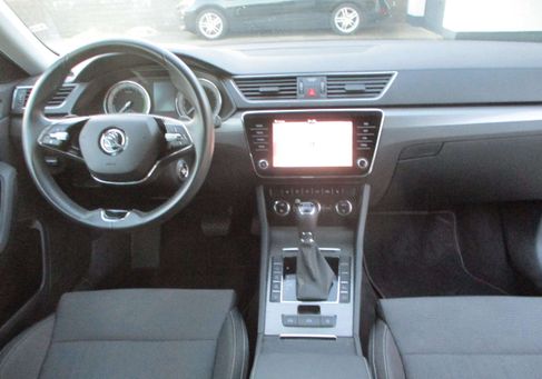 Skoda Superb, 2021