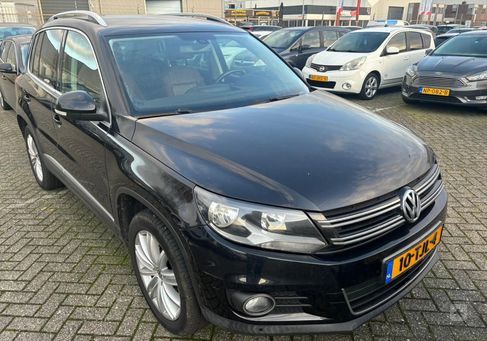 Volkswagen Tiguan, 2012