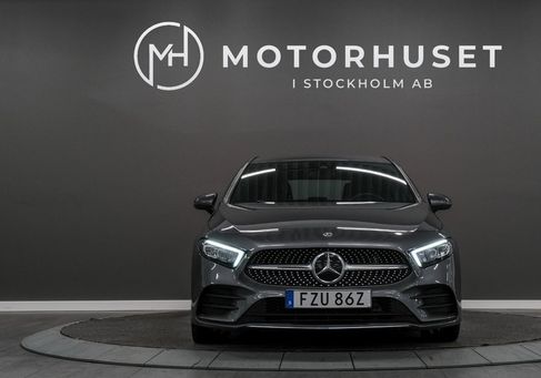 Mercedes-Benz A 200, 2022