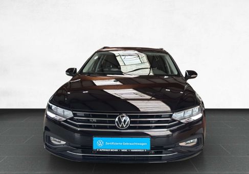 Volkswagen Passat Variant, 2023 3