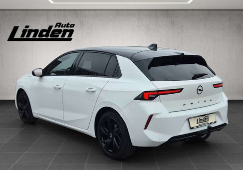 Opel Astra, 2024