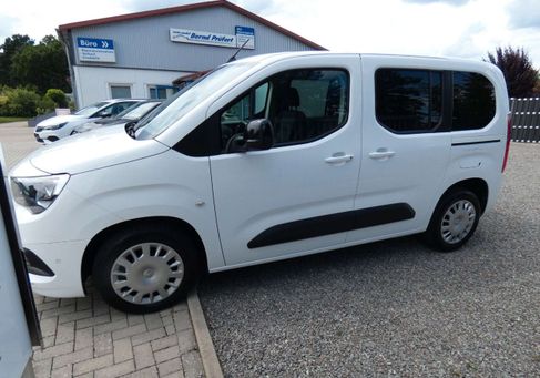 Opel Combo, 2022