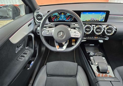 Mercedes-Benz A 200, 2022