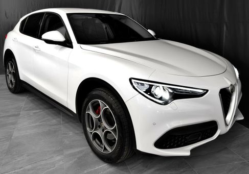 Alfa Romeo Stelvio, 2018