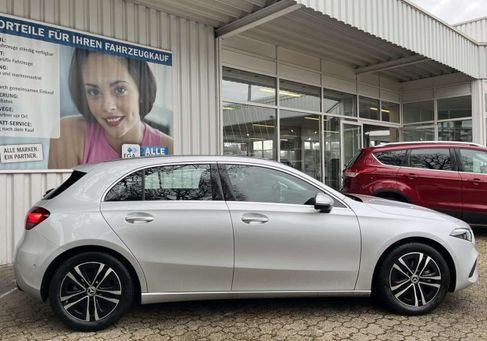 Mercedes-Benz A 200, 2023