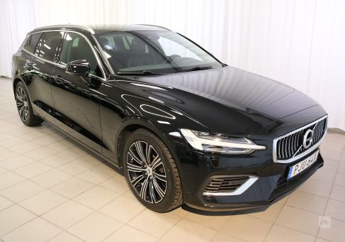 Volvo V60, 2022