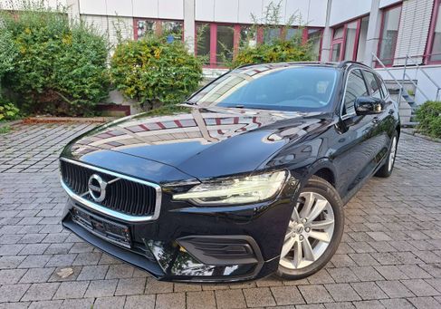 Volvo V60, 2022