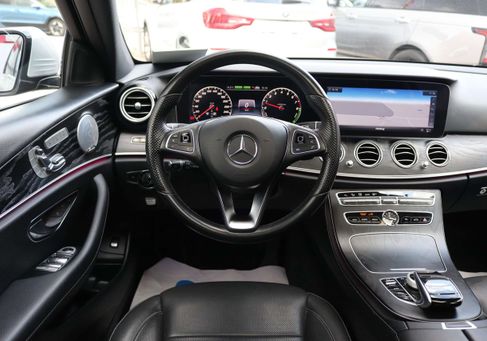 Mercedes-Benz E 350, 2017