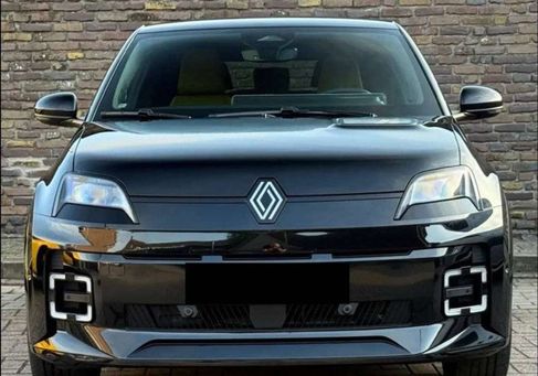 Renault R 5, 2025
