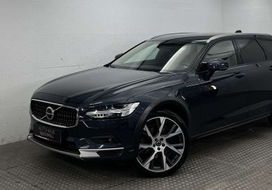 Volvo V90 Cross Country, 2023