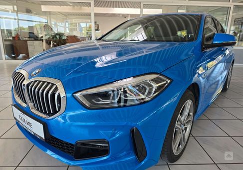 BMW 120, 2022