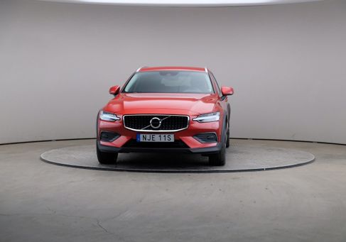 Volvo V60 Cross Country, 2022
