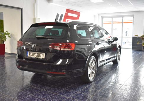 Volkswagen Passat, 2022