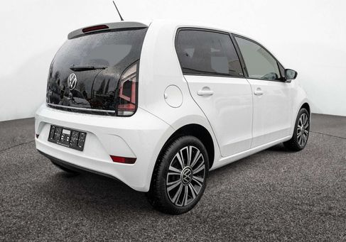 Volkswagen up!, 2021