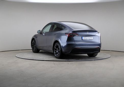 Tesla Model Y, 2023 2