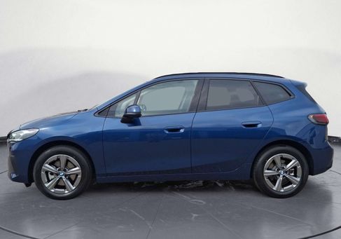 BMW 220, 2025 3