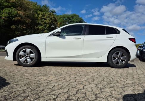 BMW 118, 2024 2