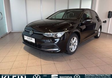 Volkswagen Golf, 2022