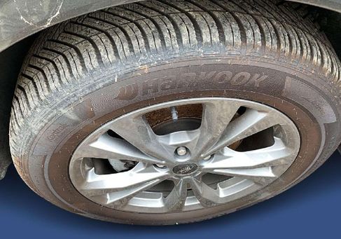 Ford Kuga, 2022