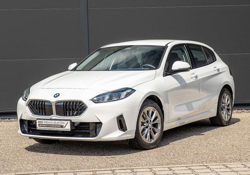 BMW 120, 2025