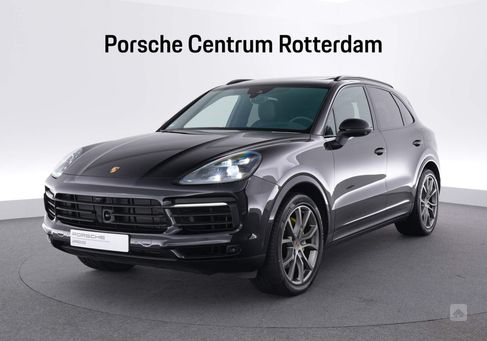 Porsche Cayenne, 2022