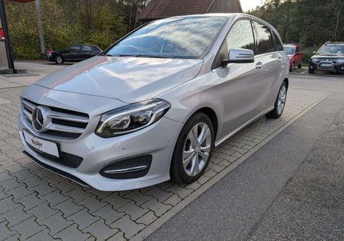 Mercedes-Benz B 180, 2017