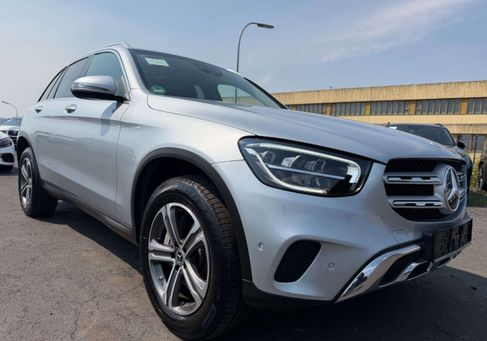 Mercedes-Benz GLC 300, 2022