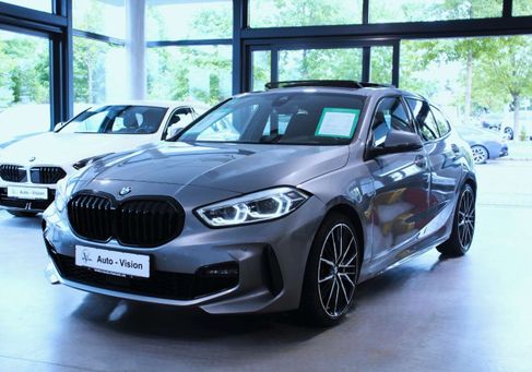 BMW 118, 2024