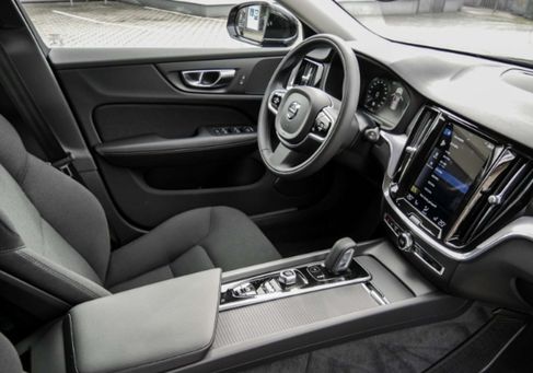 Volvo V60, 2020
