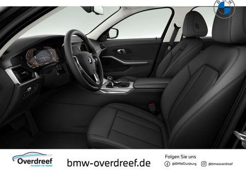 BMW 320, 2021 3