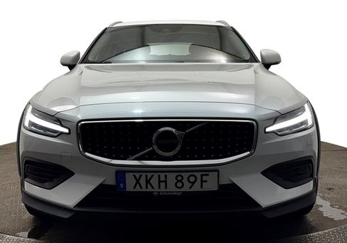 Volvo V60 Cross Country, 2022 2