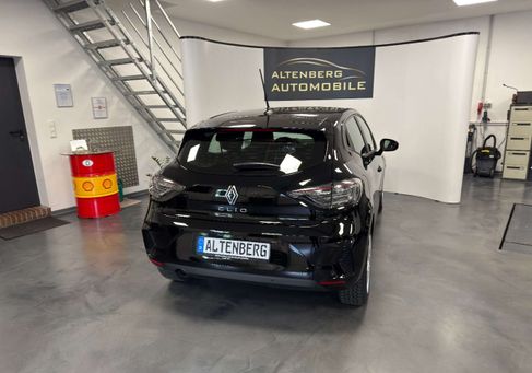 Renault Clio, 2024