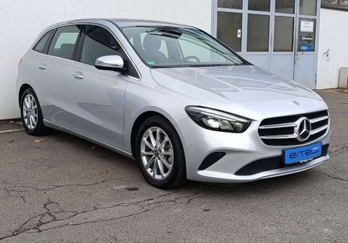 Mercedes-Benz B 200, 2020