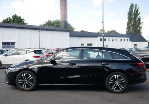 Mercedes-Benz CLA 180, 2023