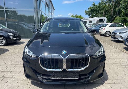 BMW 218, 2022 2
