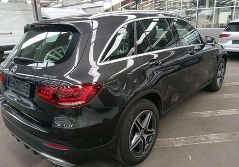 Mercedes-Benz GLC 300, 2020