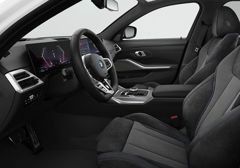 BMW 330, 2026