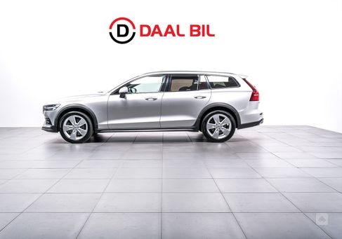 Volvo V60 Cross Country, 2019