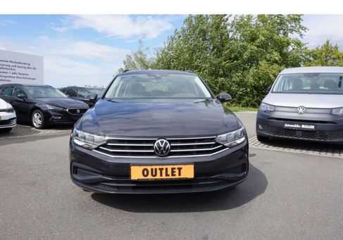 Volkswagen Passat Variant, 2023 3
