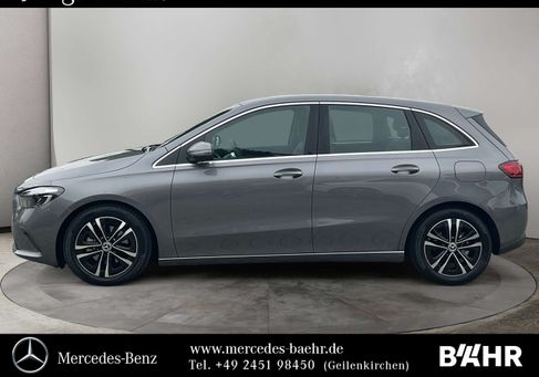 Mercedes-Benz B 180, 2024