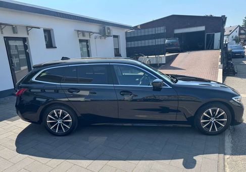 BMW 320, 2021