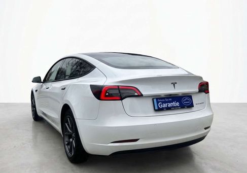 Tesla Model 3, 2022 3
