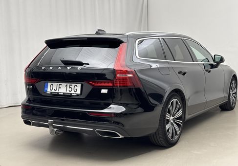 Volvo V60, 2022