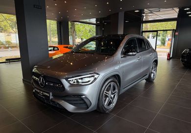 Mercedes-Benz GLA 200, 2021